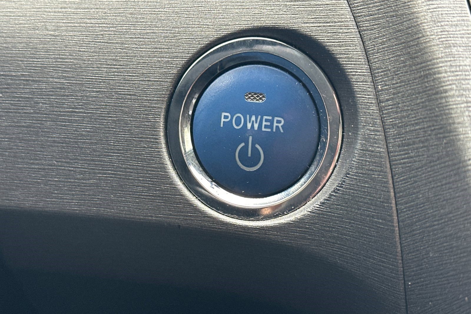 Used 2015 Toyota Prius Two image 27