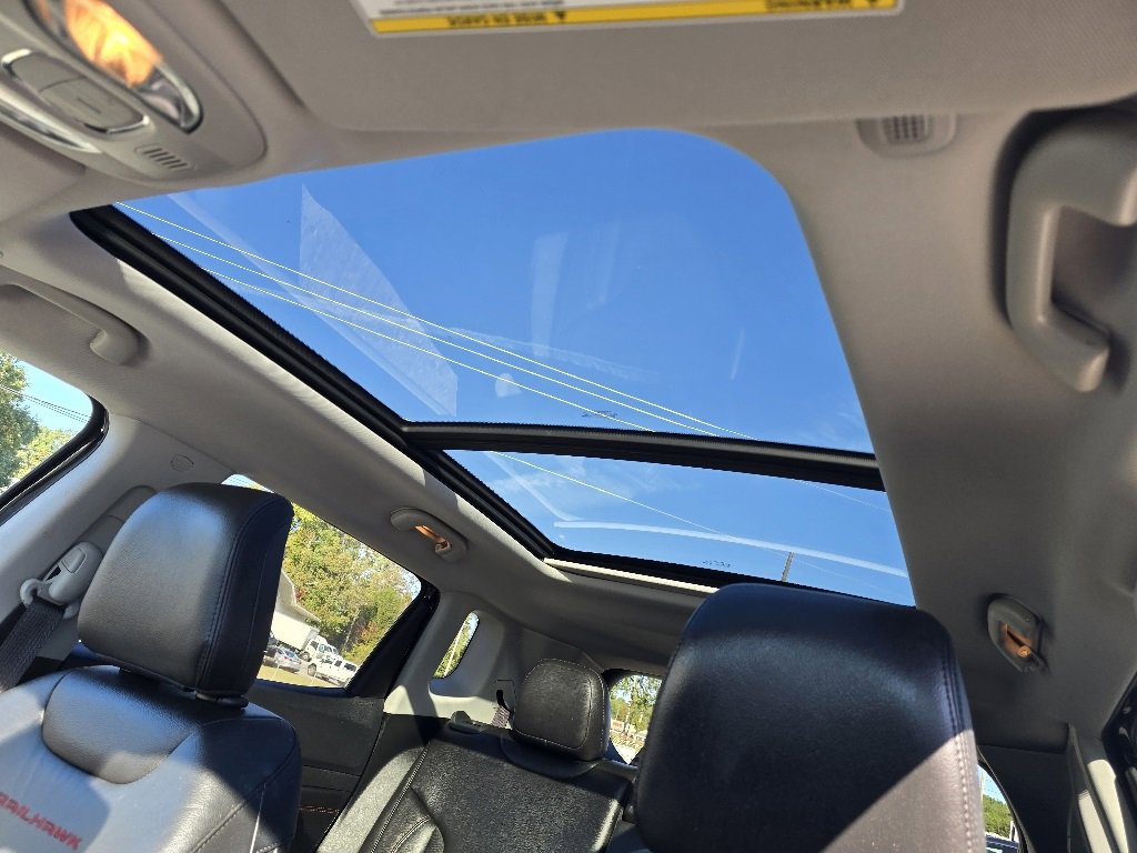 Used 2022 Jeep Compass Trailhawk w/ Sun and Sound Group image 7