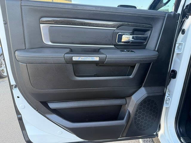 Used 2015 RAM 2500 Limited AWD/4WD image 54