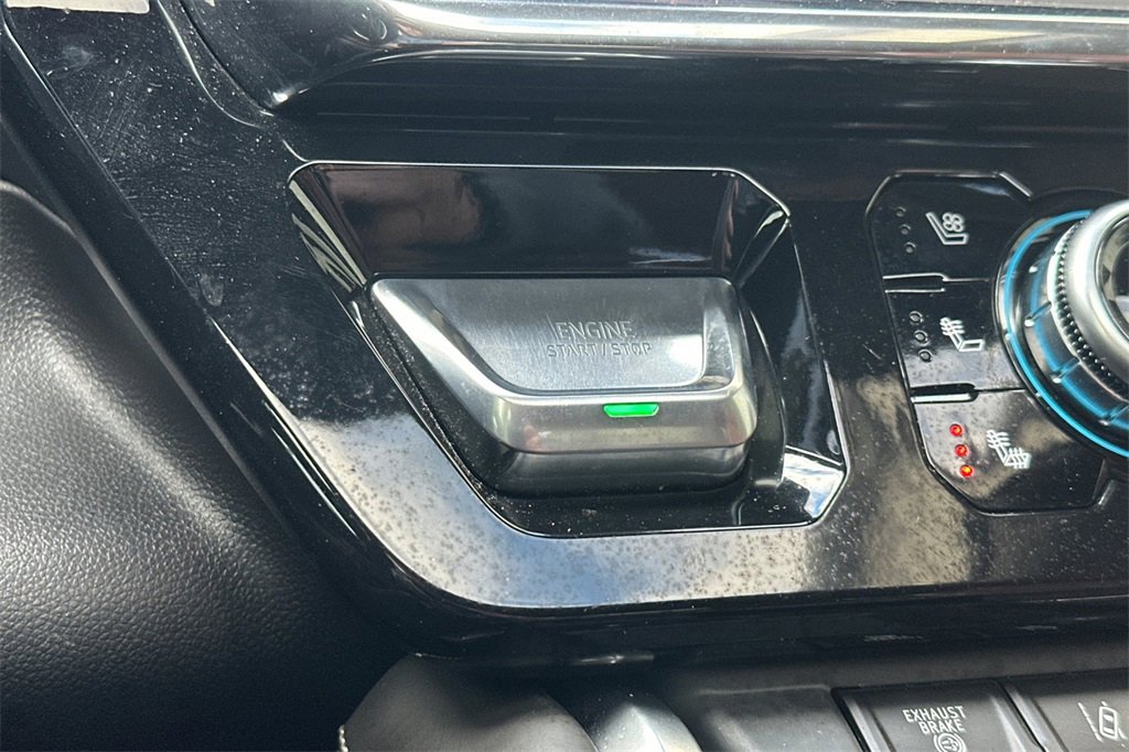 Used 2024 GMC Sierra 2500 Denali Ultimate image 24