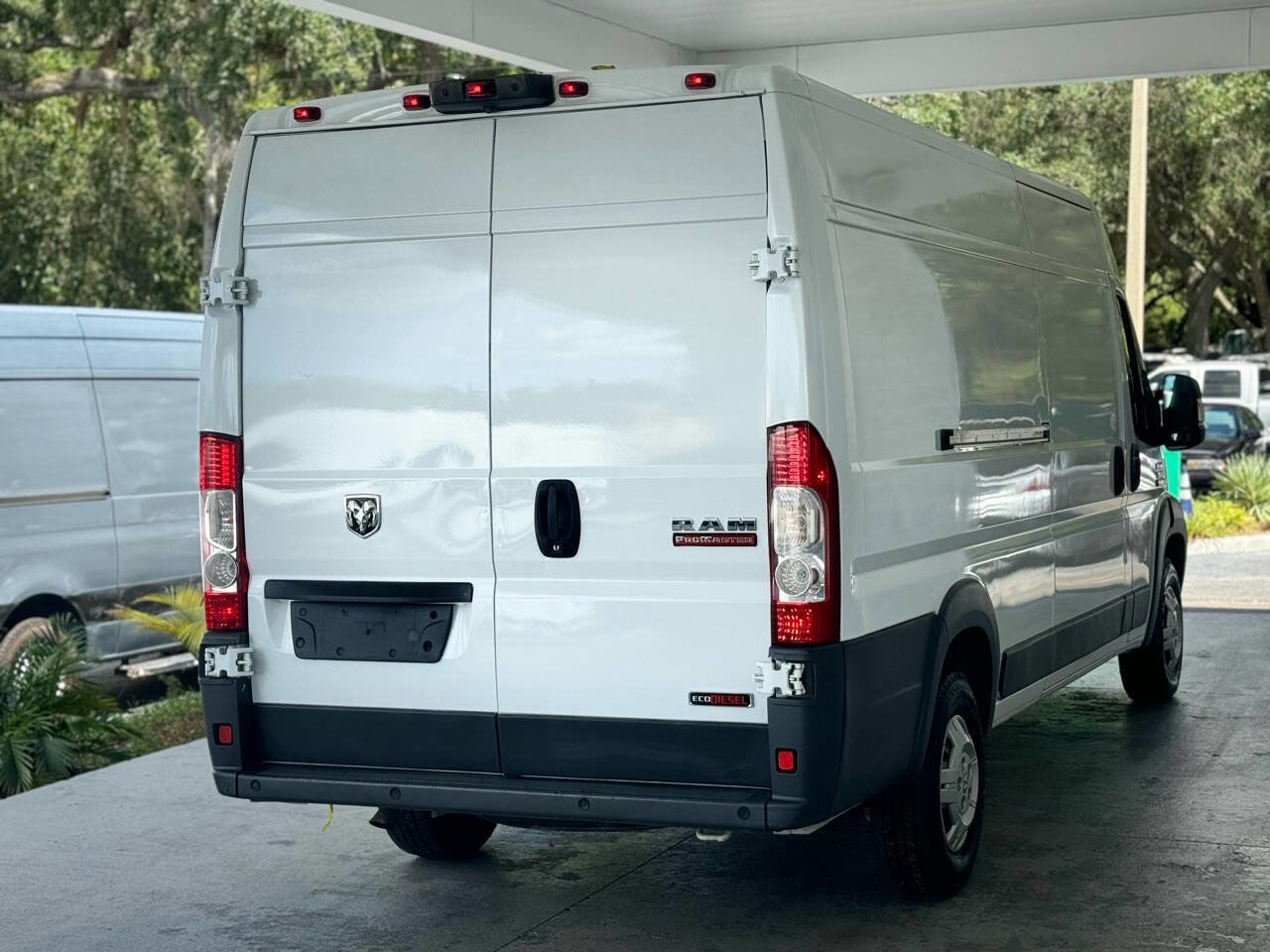 Used 2014 RAM ProMaster 3500 w/ Interior Convenience Group image 9