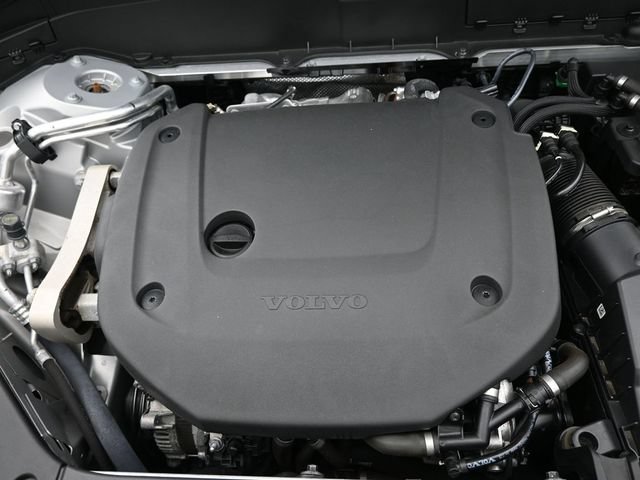 Used 2023 Volvo XC90 B6 Plus AWD/4WD image 36