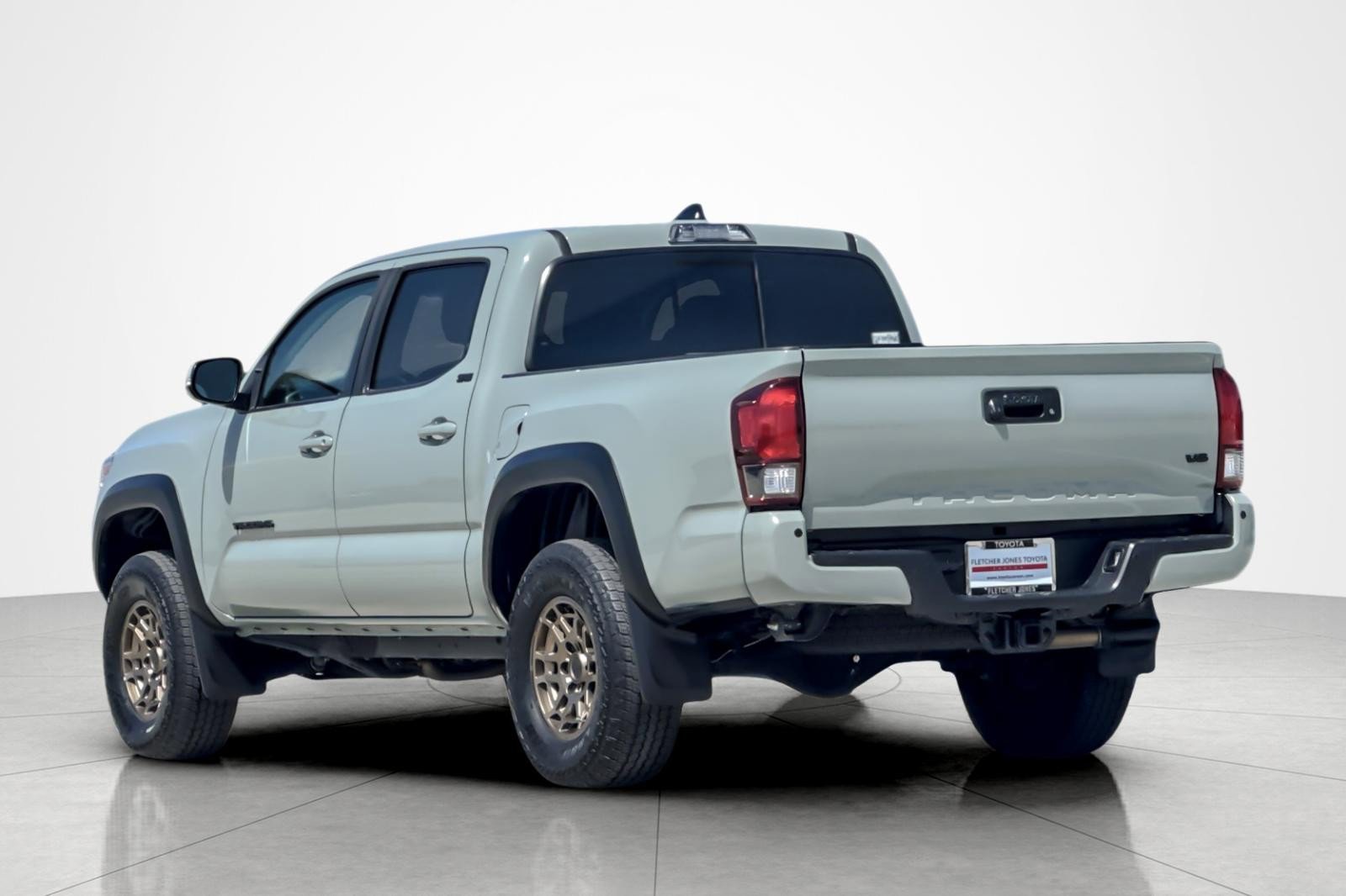 Used 2023 Toyota Tacoma 4x4 Double Cab w/ Trail Edition image 3