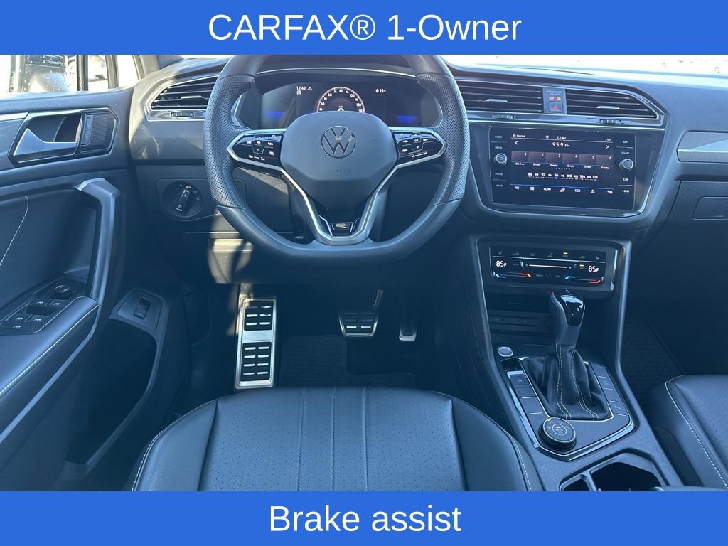Used 2024 Volkswagen Tiguan SE R-Line image 19