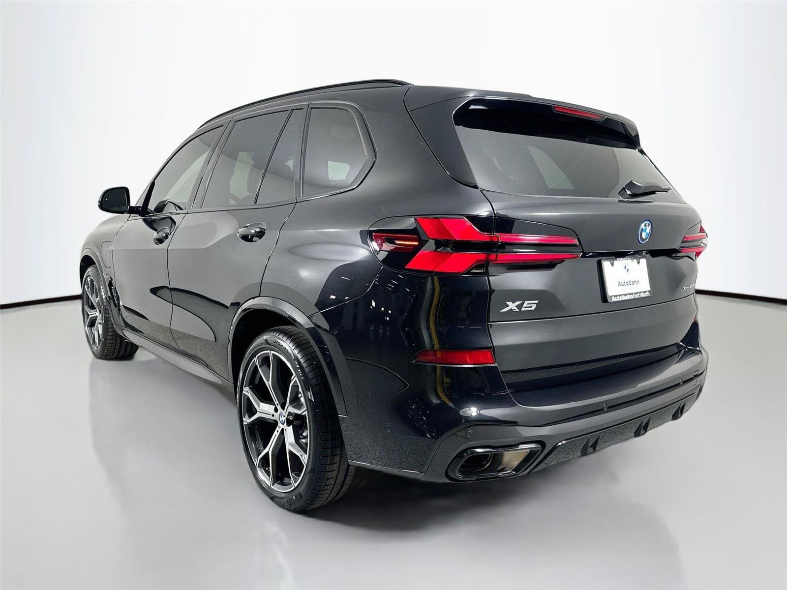Used 2026 BMW X5 xDrive50e AWD/4WD image 13