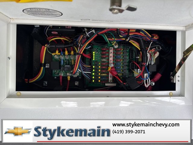 Used 2013 Chevrolet Express 3500 w/ School Bus Package image 31