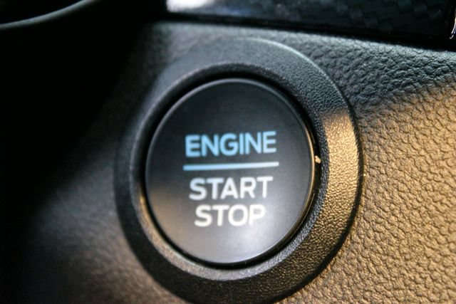 Used 2025 Ford Escape ST-Line AWD/4WD image 25