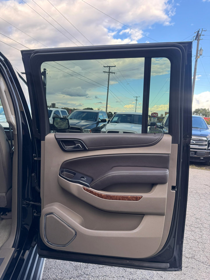 Used 2017 Chevrolet Suburban Premier image 13
