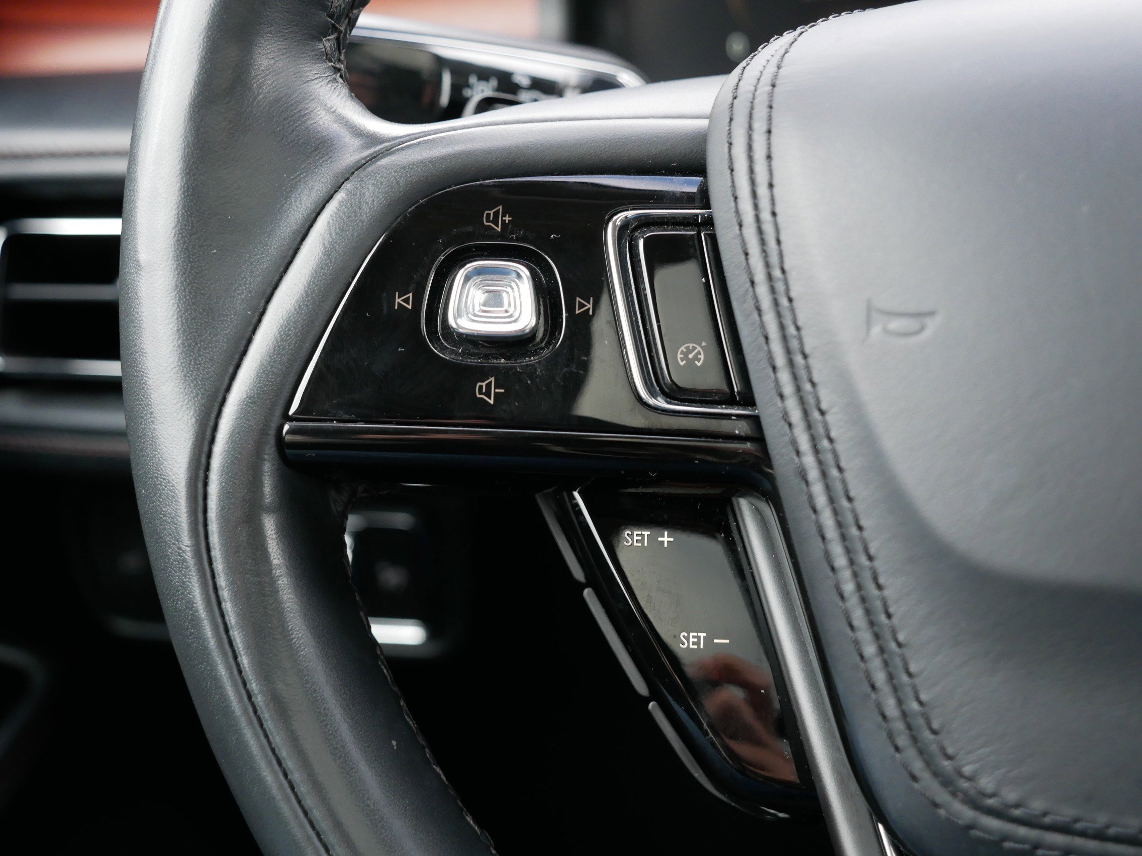 Used 2022 Lincoln Aviator Reserve w/ Elements Package Plus image 31