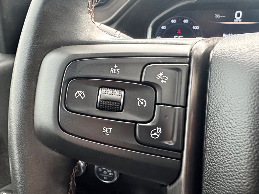Used 2025 GMC Sierra 3500 AT4 w/ AT4 Premium Plus Package AWD/4WD image 15
