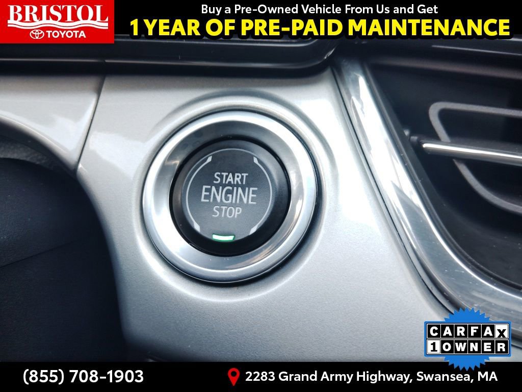 Used 2025 Chevrolet Trax LT w/ LT Convenience Package FWD image 29