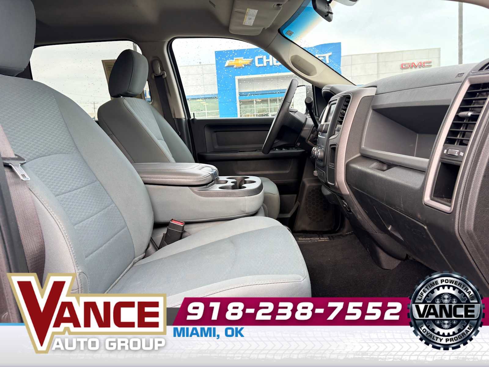 Used 2018 RAM 2500 Tradesman w/ Chrome Appearance Group image 21