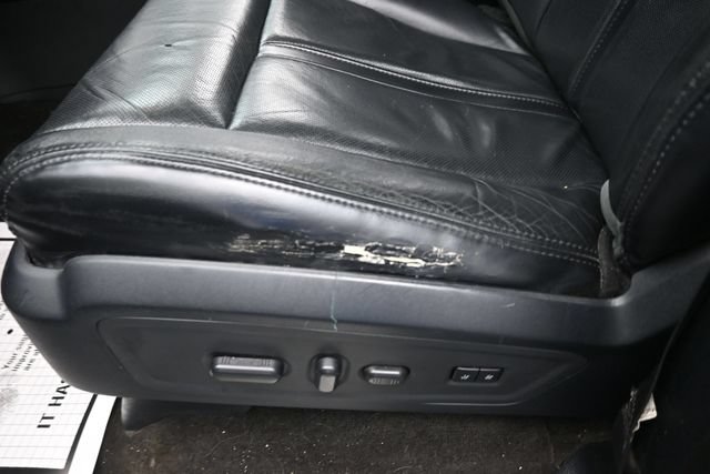 Used 2015 Lincoln Navigator 2WD image 18