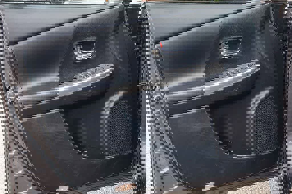 Used 2015 Toyota Prius V Four image 19