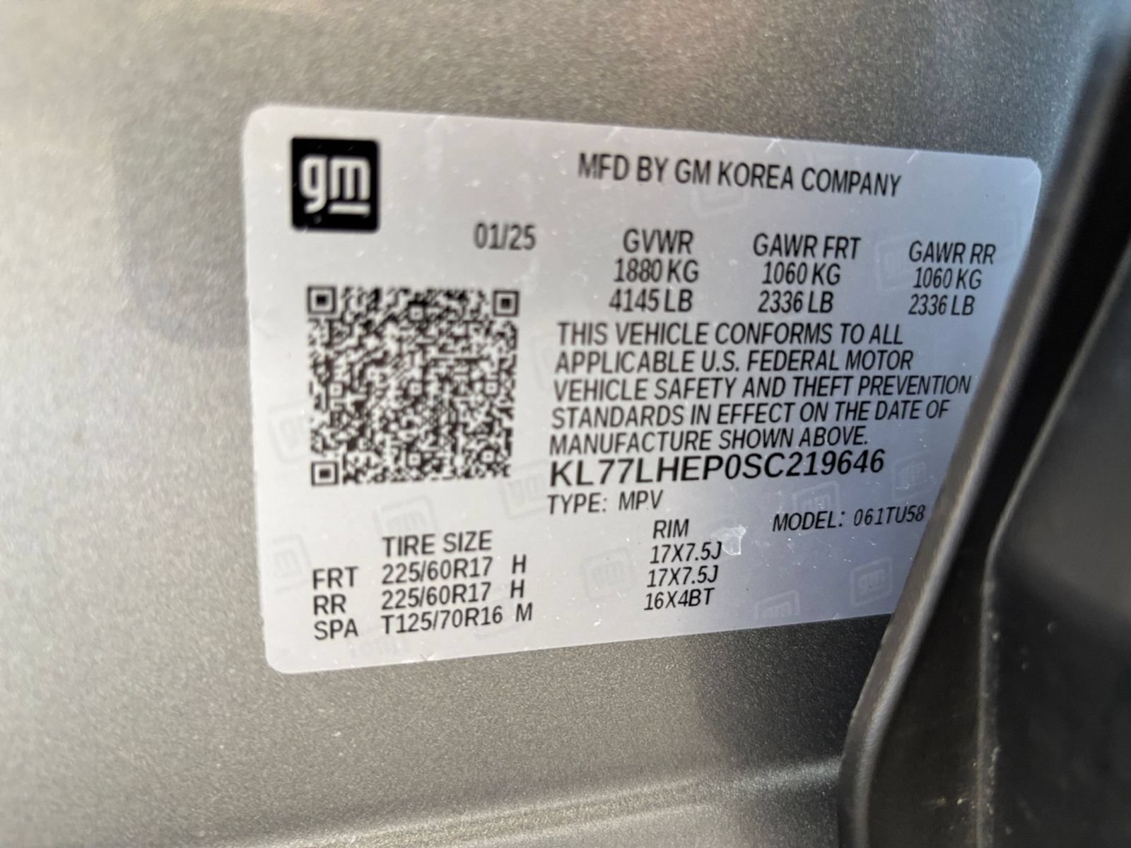 Used 2025 Chevrolet Trax LT FWD image 28