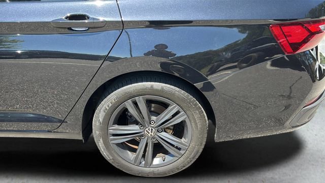 Used 2023 Volkswagen Jetta SE w/ Panoramic Sunroof Package FWD image 34