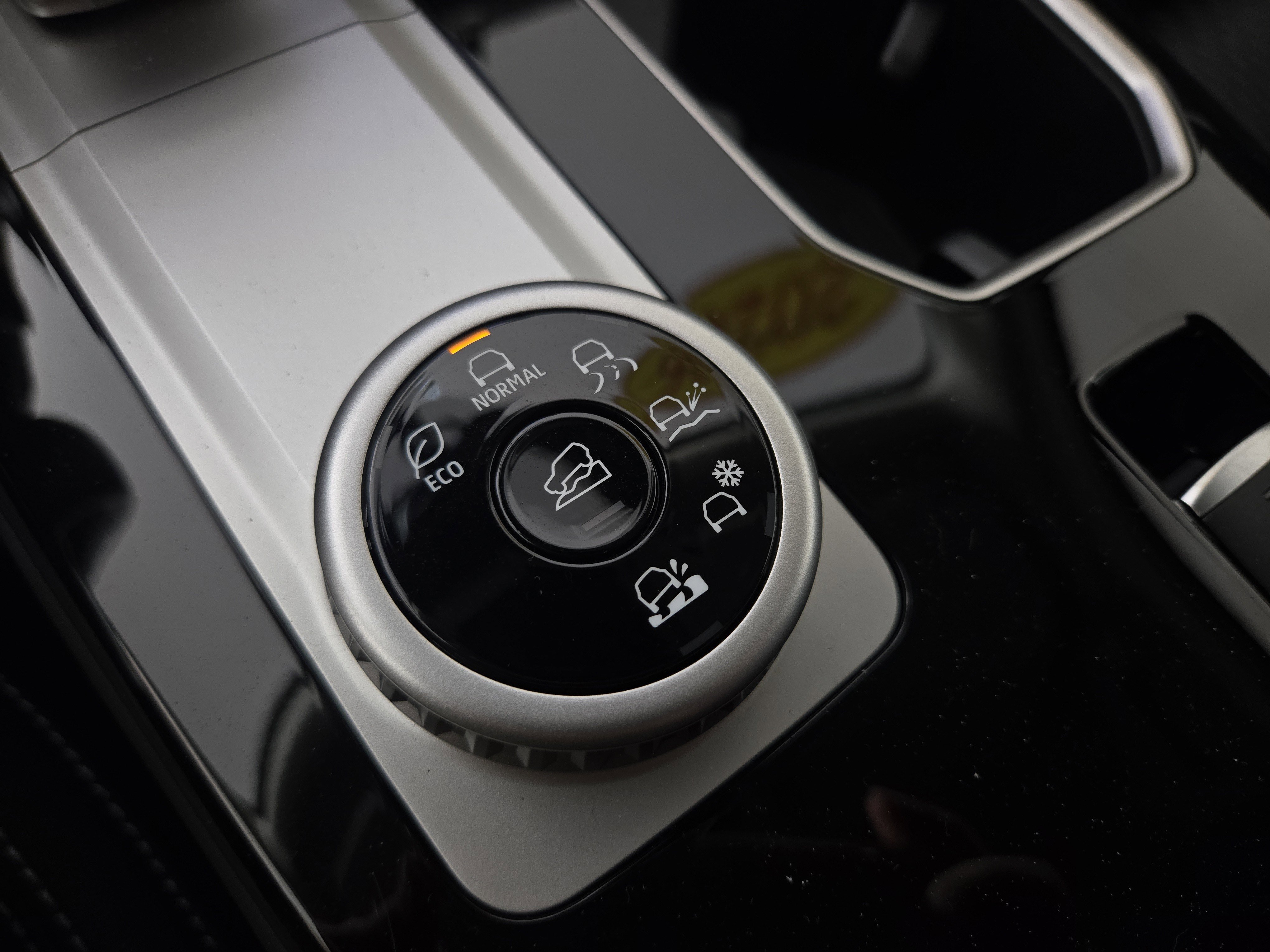 New 2026 Mitsubishi Outlander ES image 29