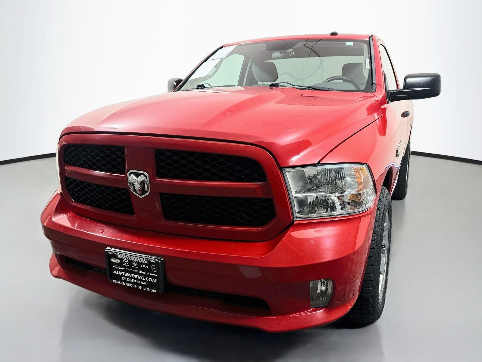 Used 2013 RAM 1500 Express RWD image 3