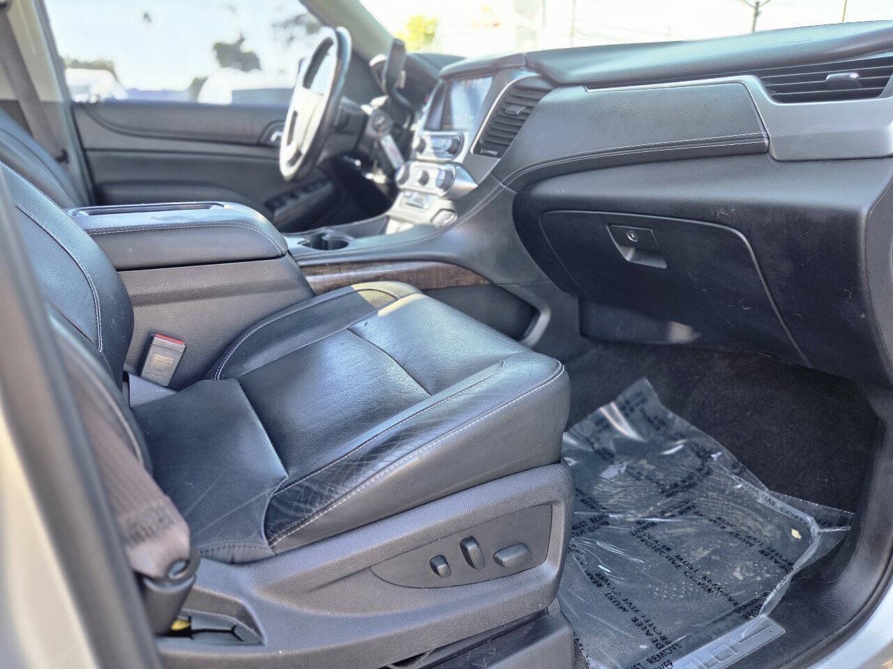 Used 2017 Chevrolet Tahoe LT AWD/4WD image 29