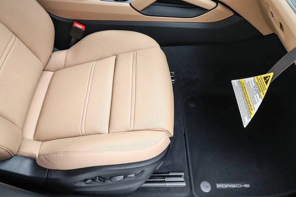 New 2026 Porsche Cayenne S image 67