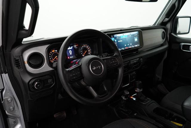 Used 2024 Jeep Wrangler Sport image 14