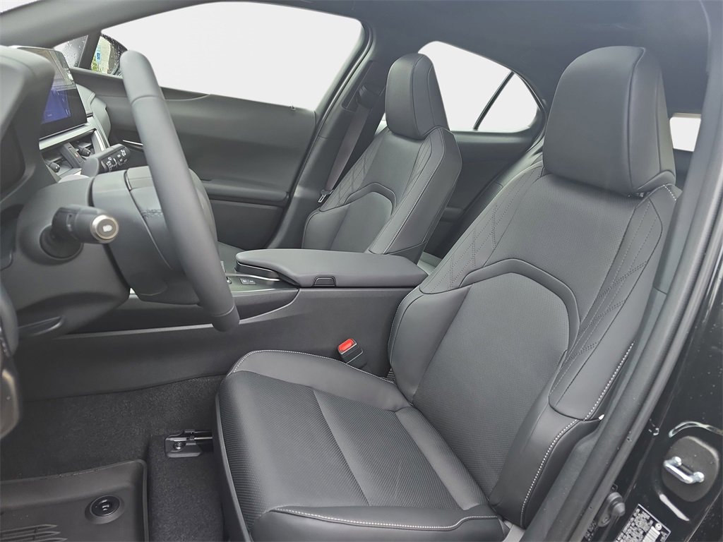 New 2026 Lexus UX 300h AWD image 15