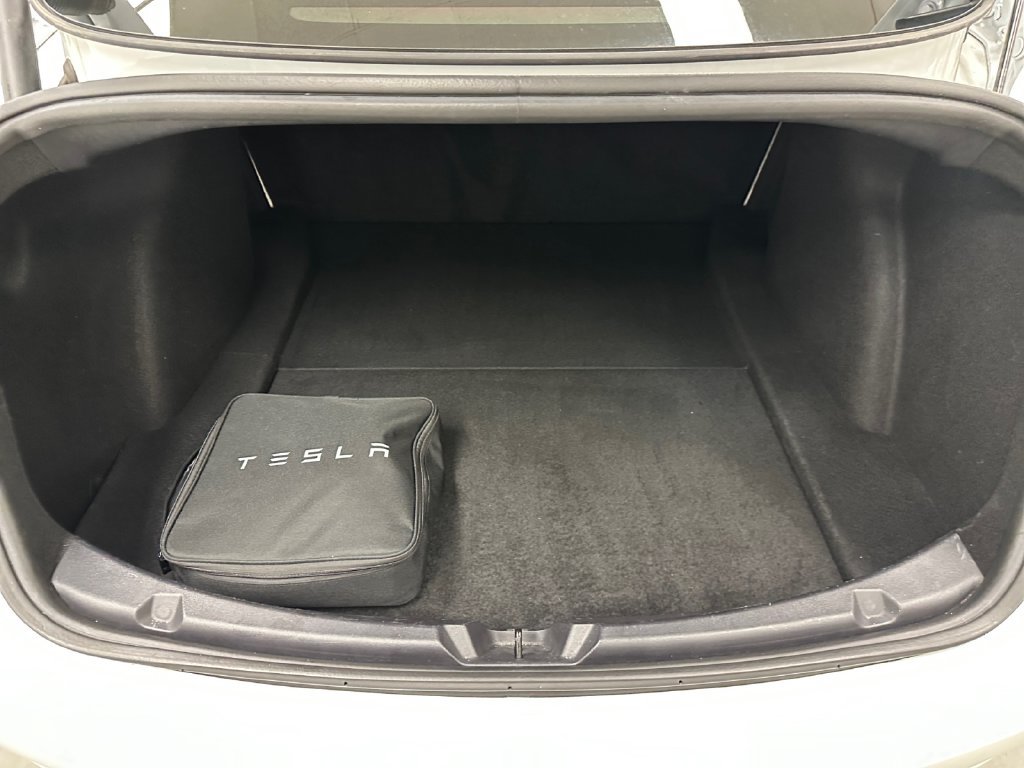 Used 2023 Tesla Model 3 Standard Range RWD image 19