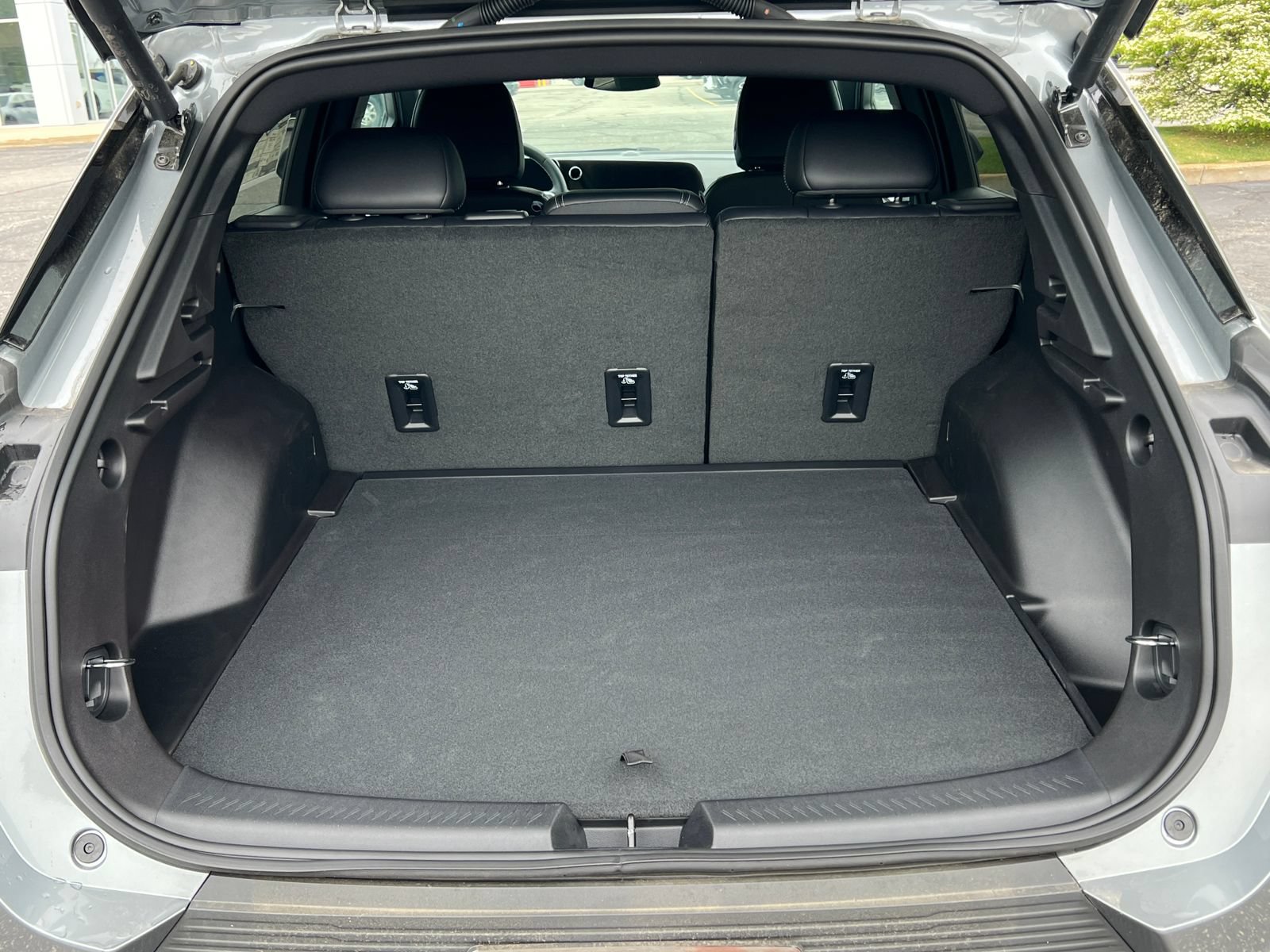 New 2026 Chevrolet Equinox EV LT FWD image 33