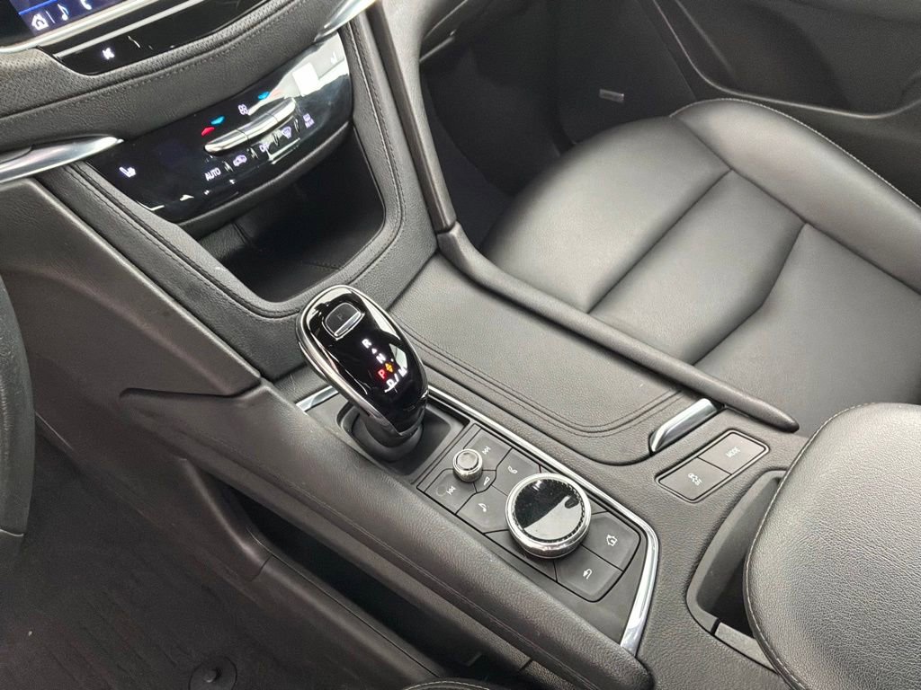 Used 2022 Cadillac XT5 Luxury w/ LPO, Floor Liner Package AWD/4WD image 20