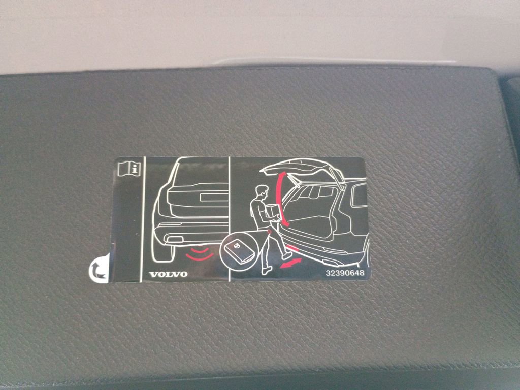 Used 2025 Volvo XC90 B6 Plus image 51