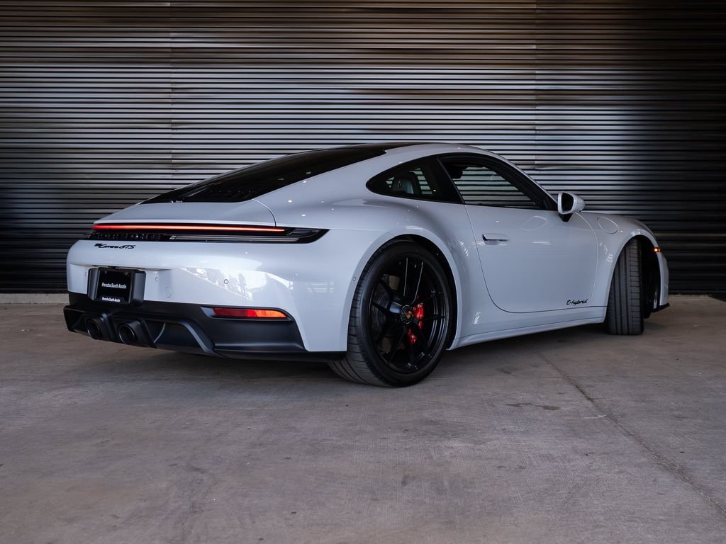 Certified 2026 Porsche 911 Carrera GTS RWD image 7