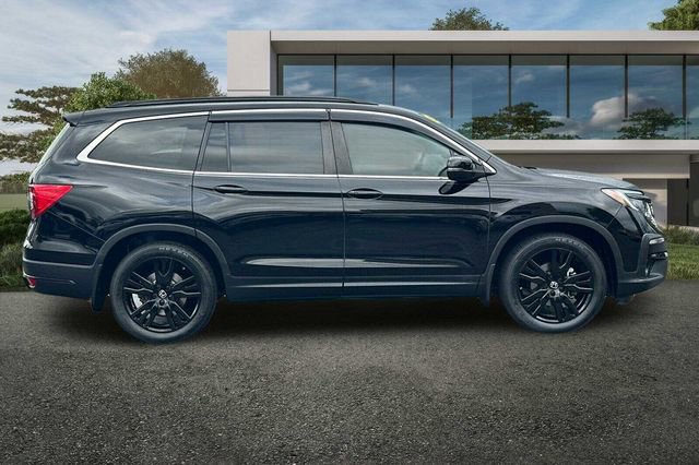 Used 2021 Honda Pilot Special Edition image 3