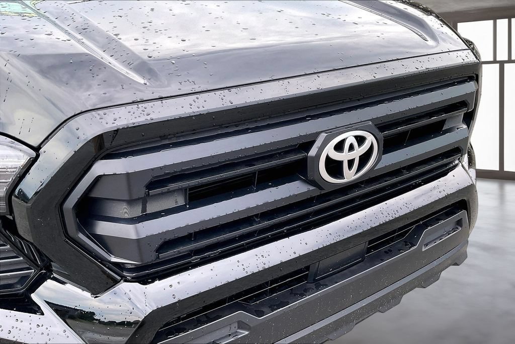 Used 2024 Toyota Tacoma SR w/ Towing Package RWD image 27