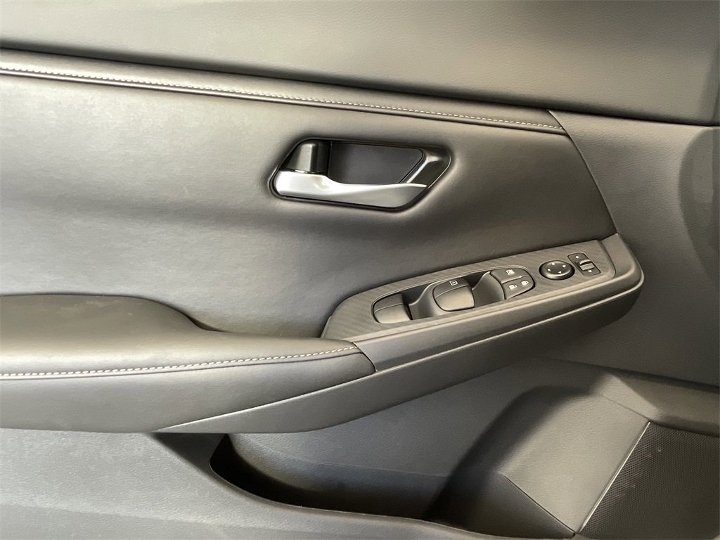 New 2025 Nissan Sentra SV w/ All-Weather Package image 11