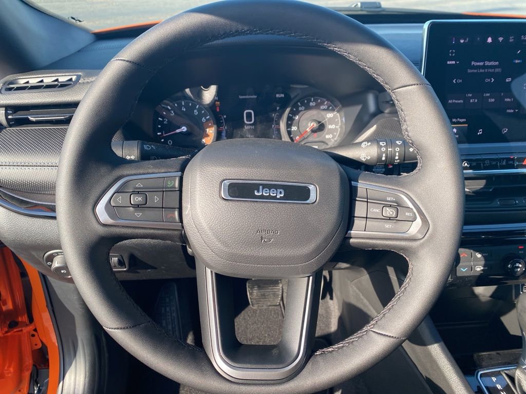 New 2026 Jeep Compass Altitude image 15