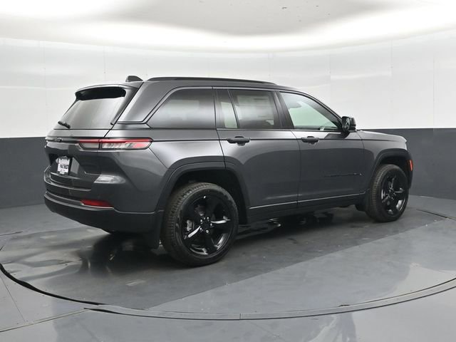 New 2026 Jeep Grand Cherokee Limited w/ Limited Altitude Package image 4