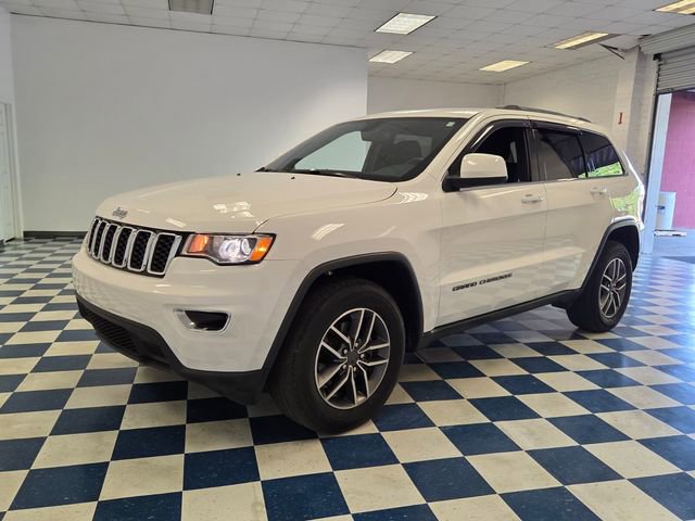 Used 2020 Jeep Grand Cherokee Laredo w/ 18" Wheel & 8.4" Radio Group image 3