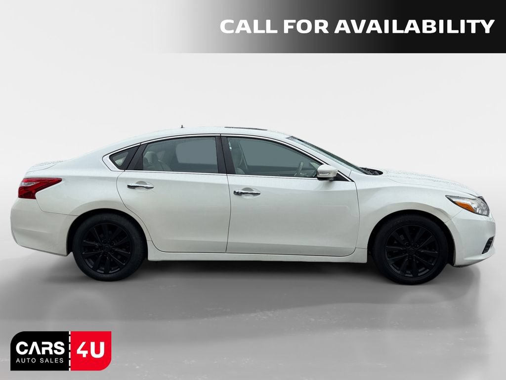 Used 2016 Nissan Altima 2.5 SV w/ Convenience Package FWD image 8