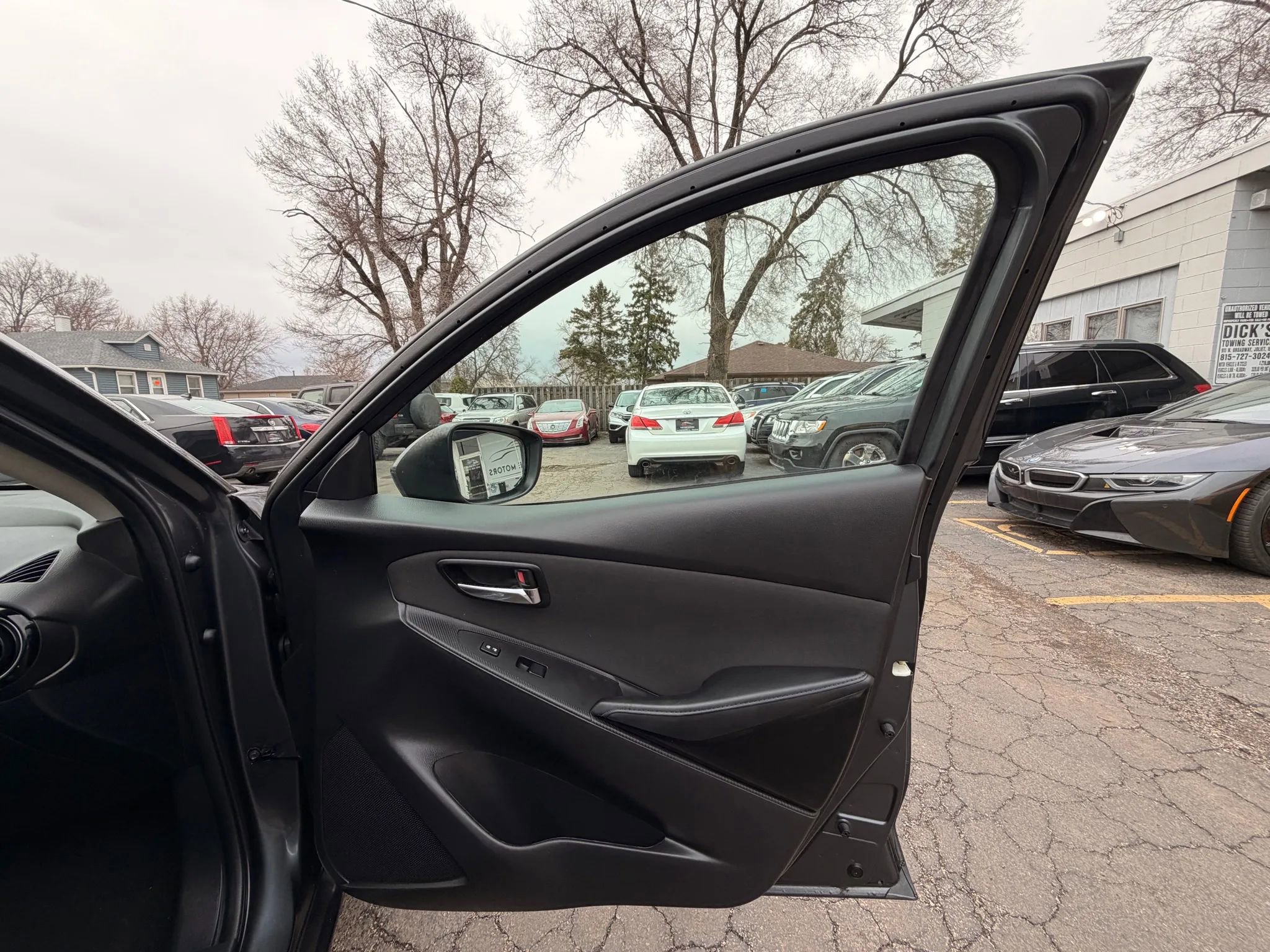 Used 2017 Toyota Yaris iA FWD image 22