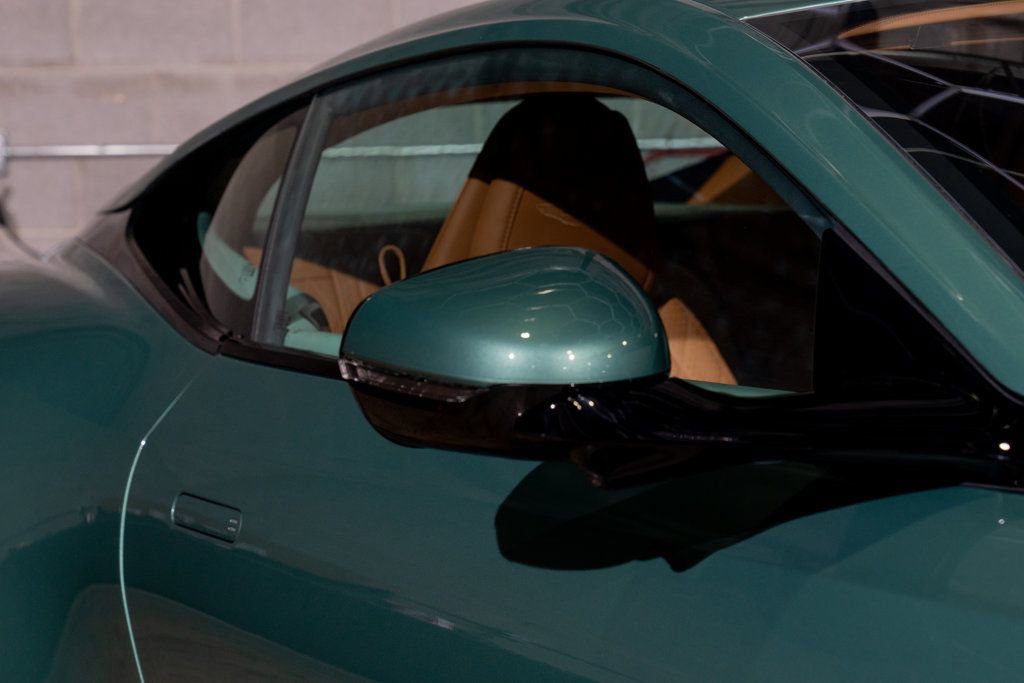 Used 2024 Aston Martin DB12 Coupe image 40