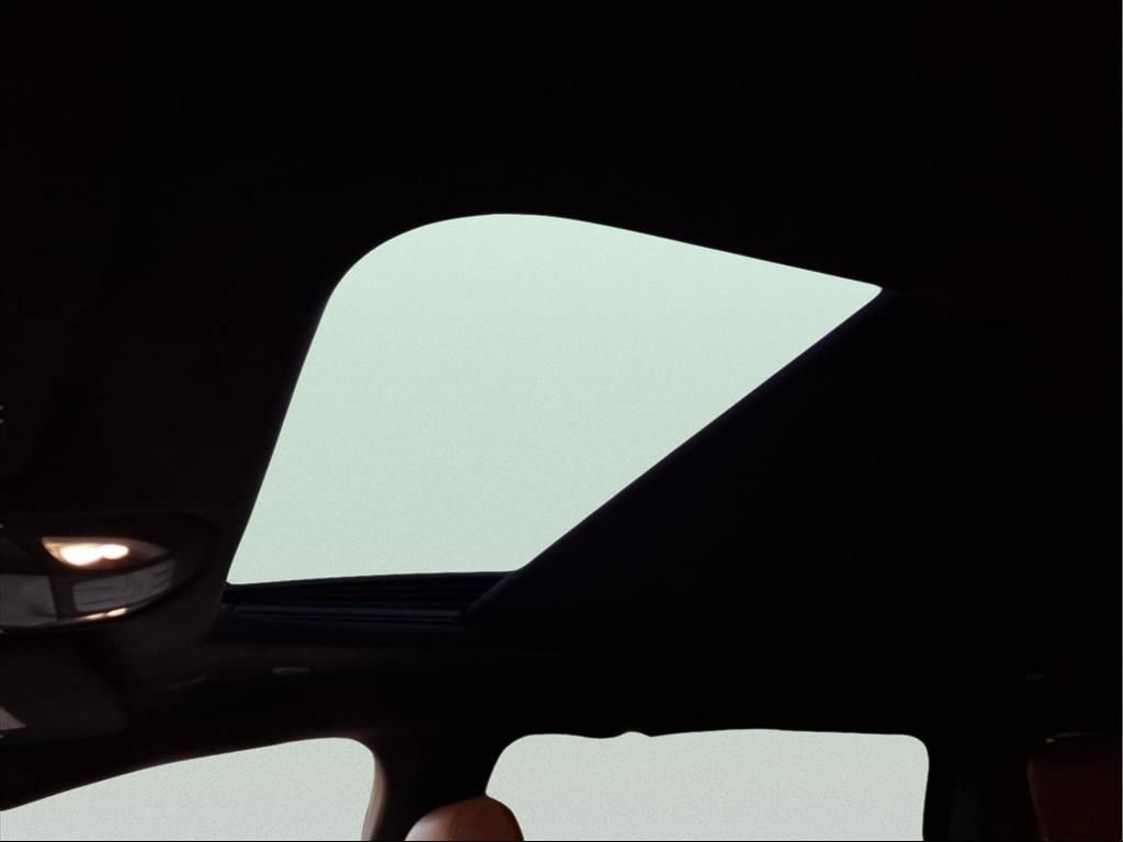 New 2026 Chrysler Pacifica Pinnacle w/ Trailer Tow Group image 15