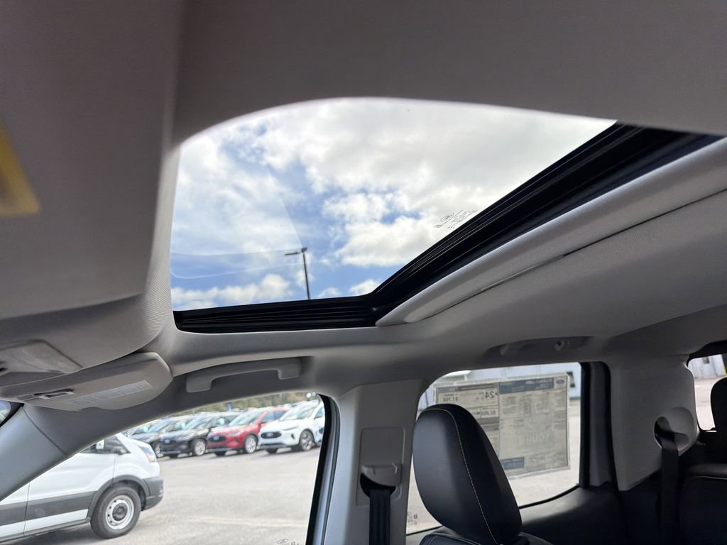 New 2026 Ford Maverick Lobo image 32