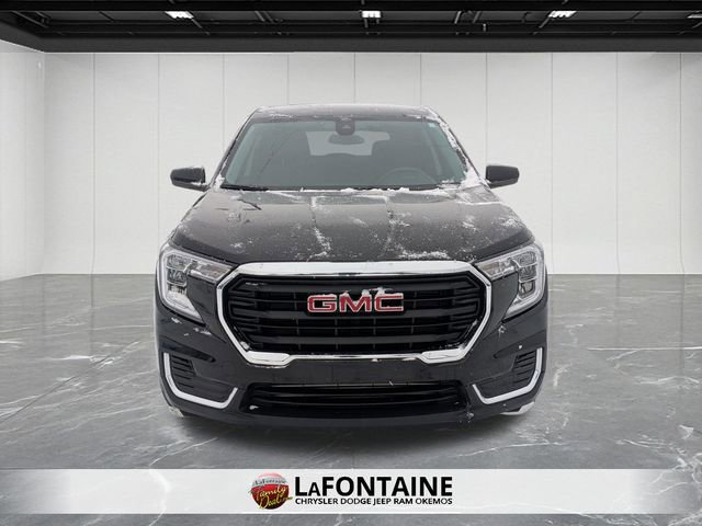 Used 2024 GMC Terrain SLE image 8
