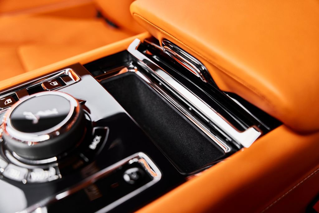 Used 2025 Rolls-Royce Spectre w/ Spectre Launch Package image 57