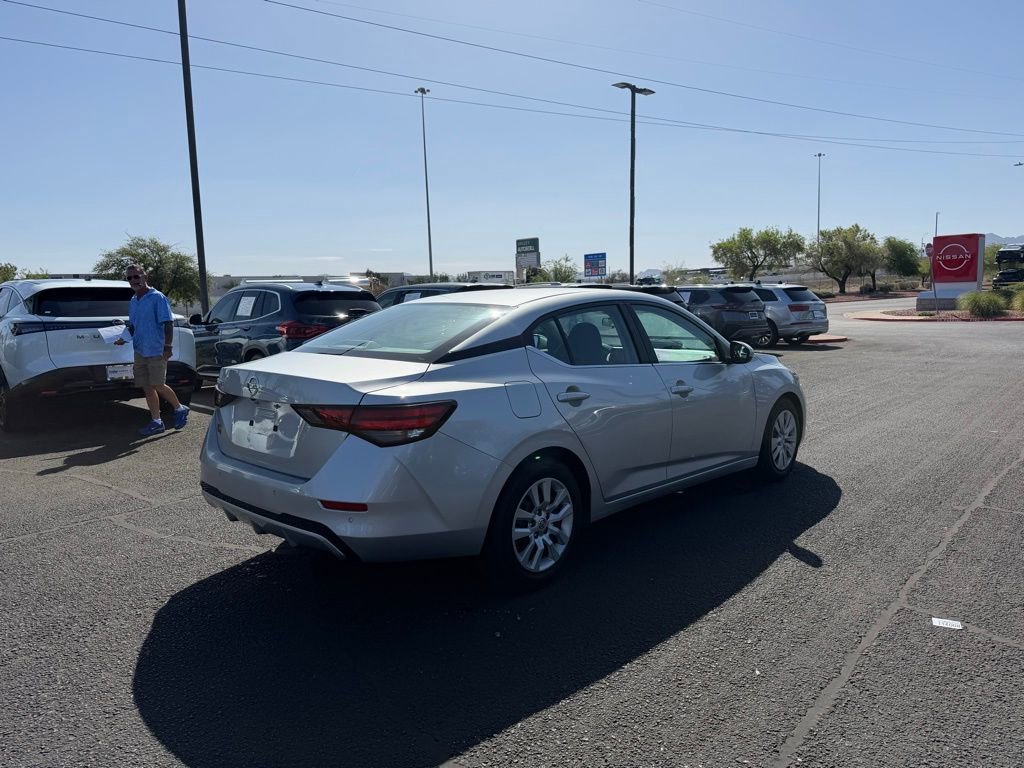 Used 2023 Nissan Sentra S FWD image 5
