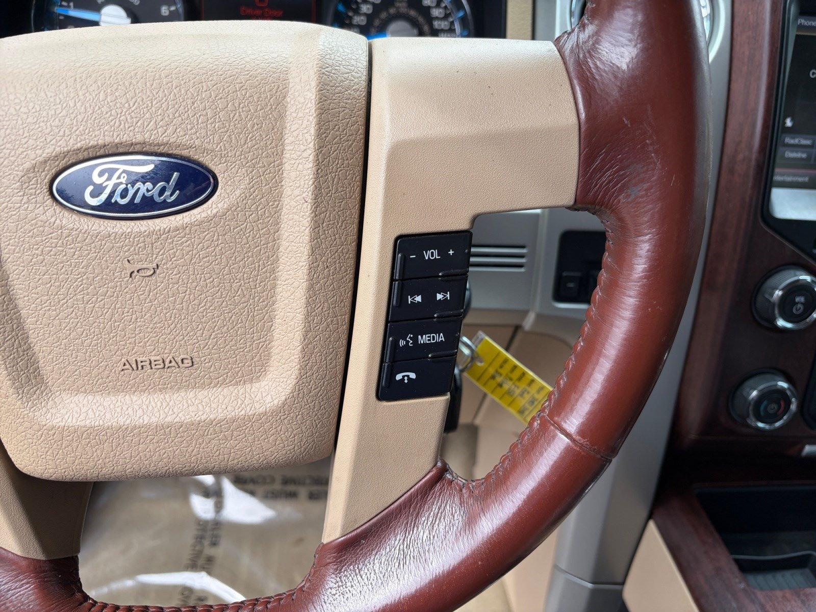 Used 2013 Ford F150 King Ranch w/ King Ranch Luxury Pkg AWD/4WD image 15