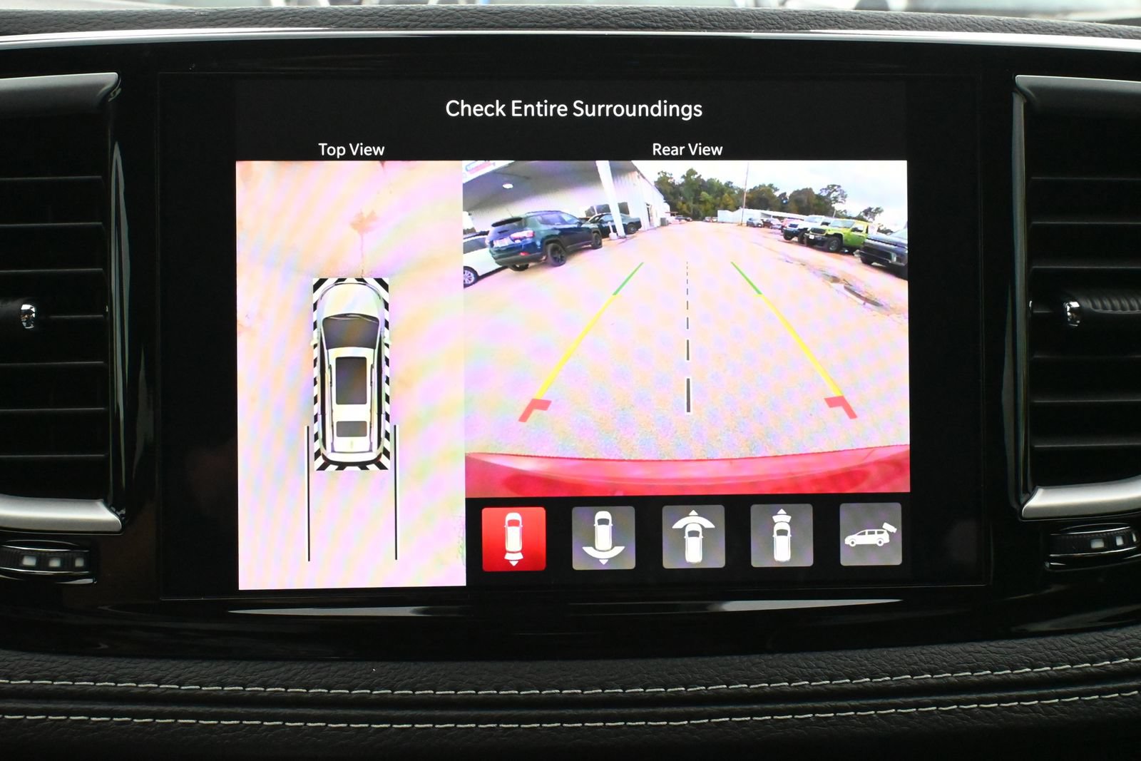 New 2027 Chrysler Pacifica Limited AWD/4WD image 15