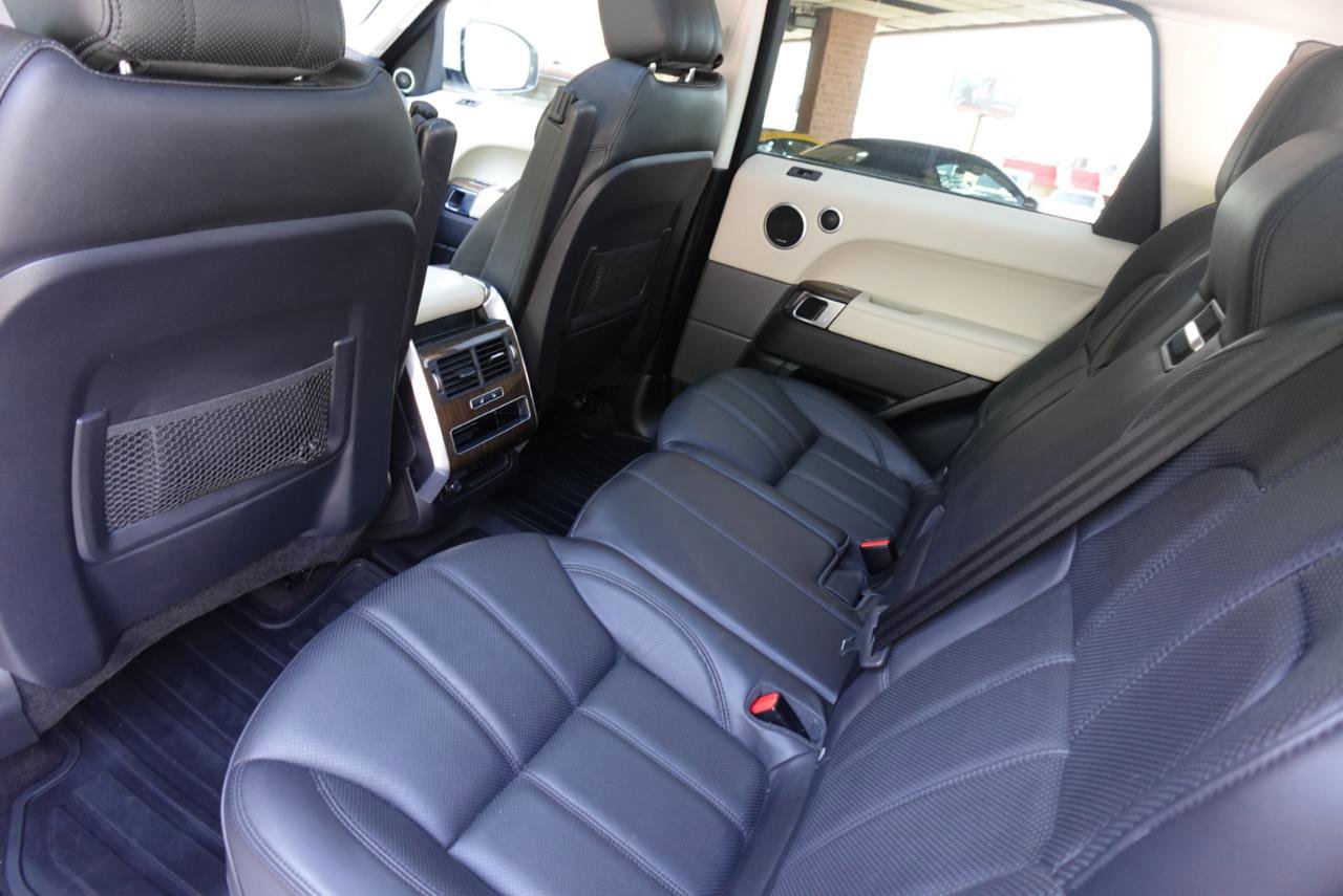 Used 2017 Land Rover Range Rover Sport HSE image 16