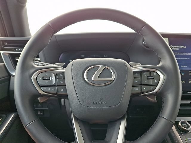 Used 2025 Lexus GX 550 w/ Accessory Package (2T) AWD/4WD image 19