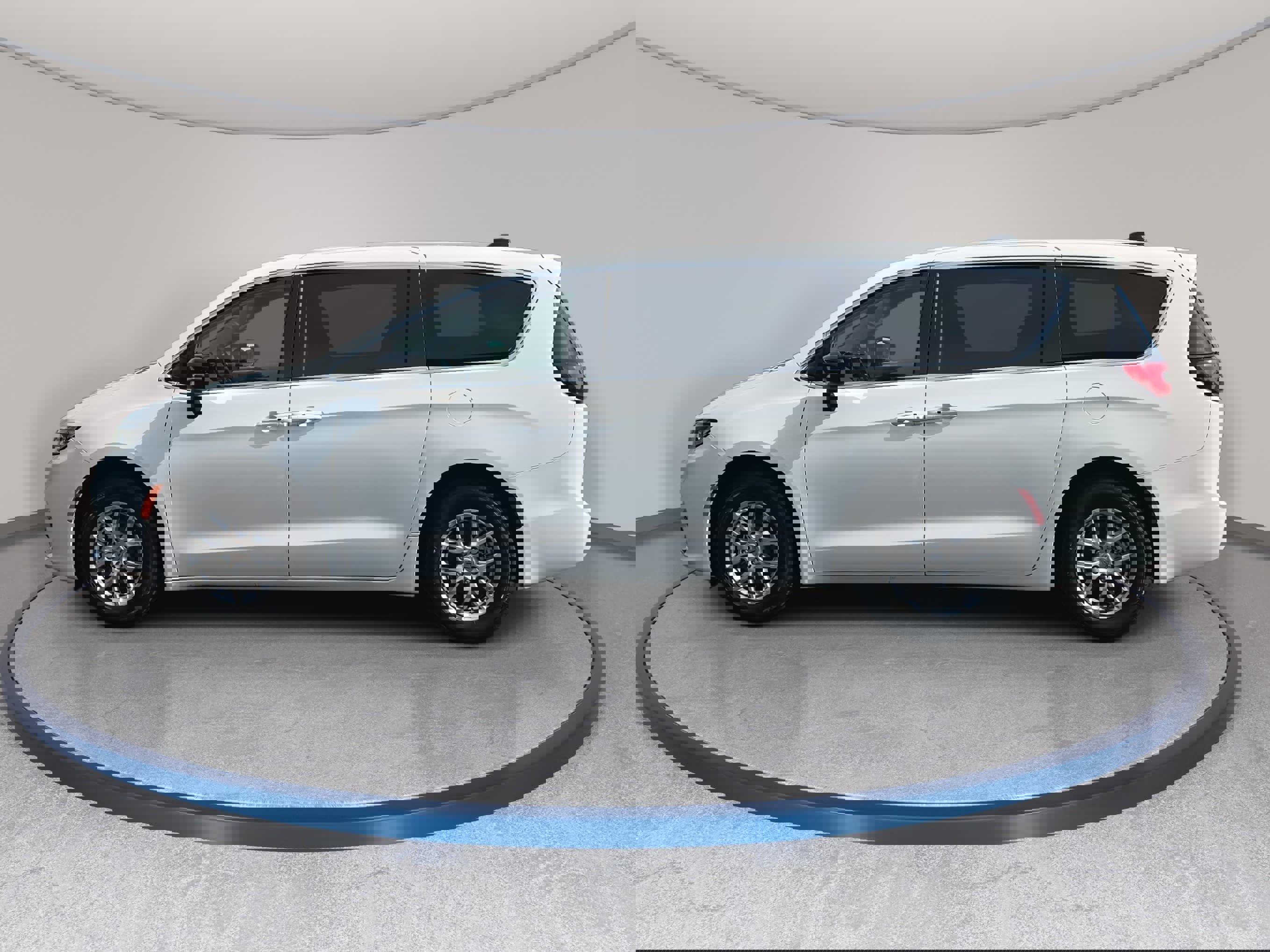 Used 2024 Chrysler Pacifica Touring-L image 8